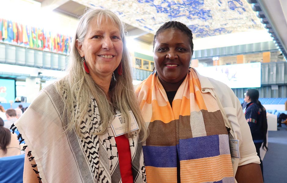 Image 4: Photo Credit: Vanessa Black - Vanessa Black (Biowatch South Africa) and Precious Phiri (Igugu Trust and CSIPM Focal Point for Southern Africa)